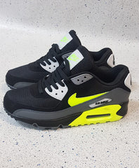 NIKE AIR MAX 90 ESSENTIALS DARK GRAY BLACK