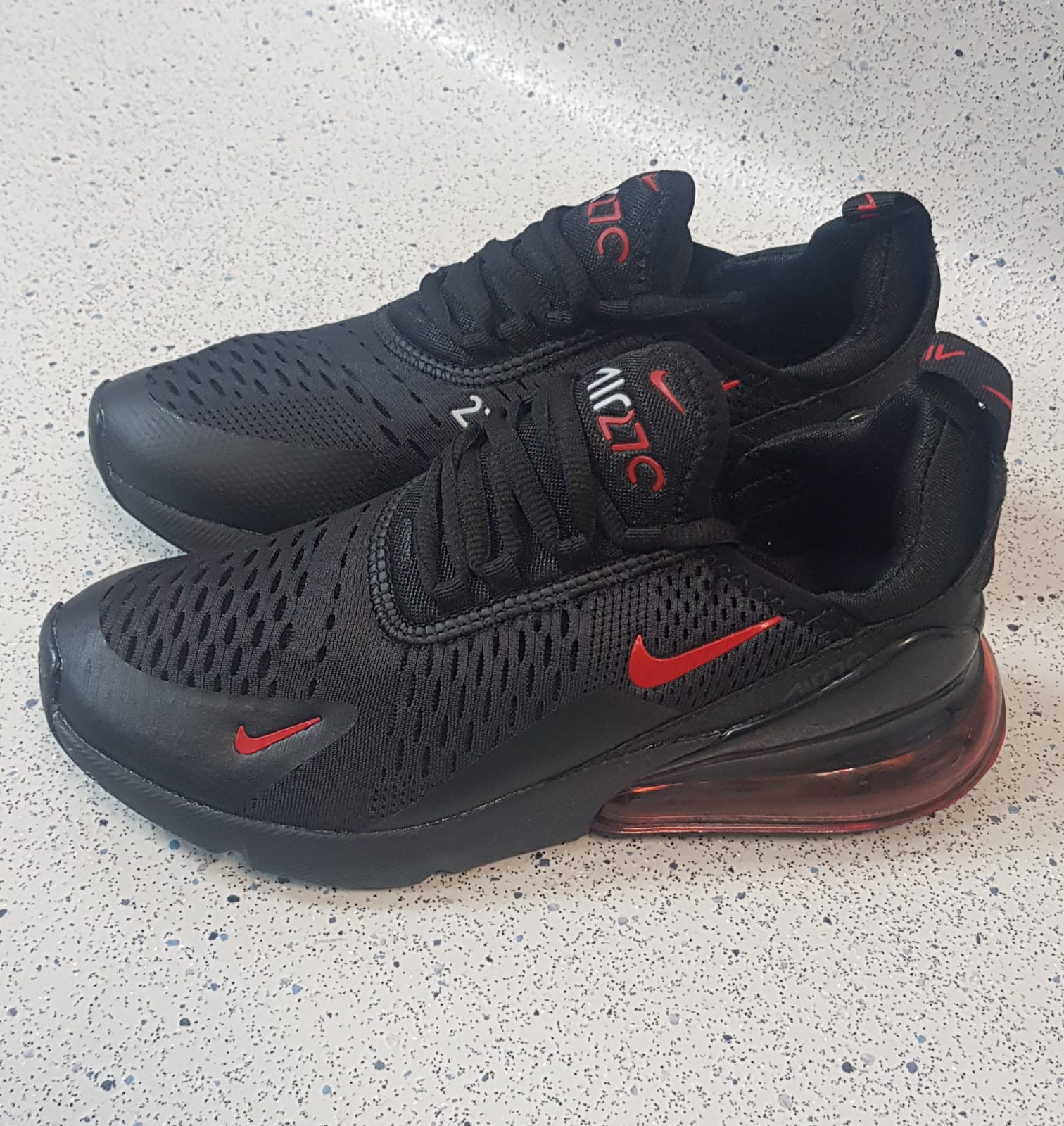 Nike Air Max 270 BRED Noir Black